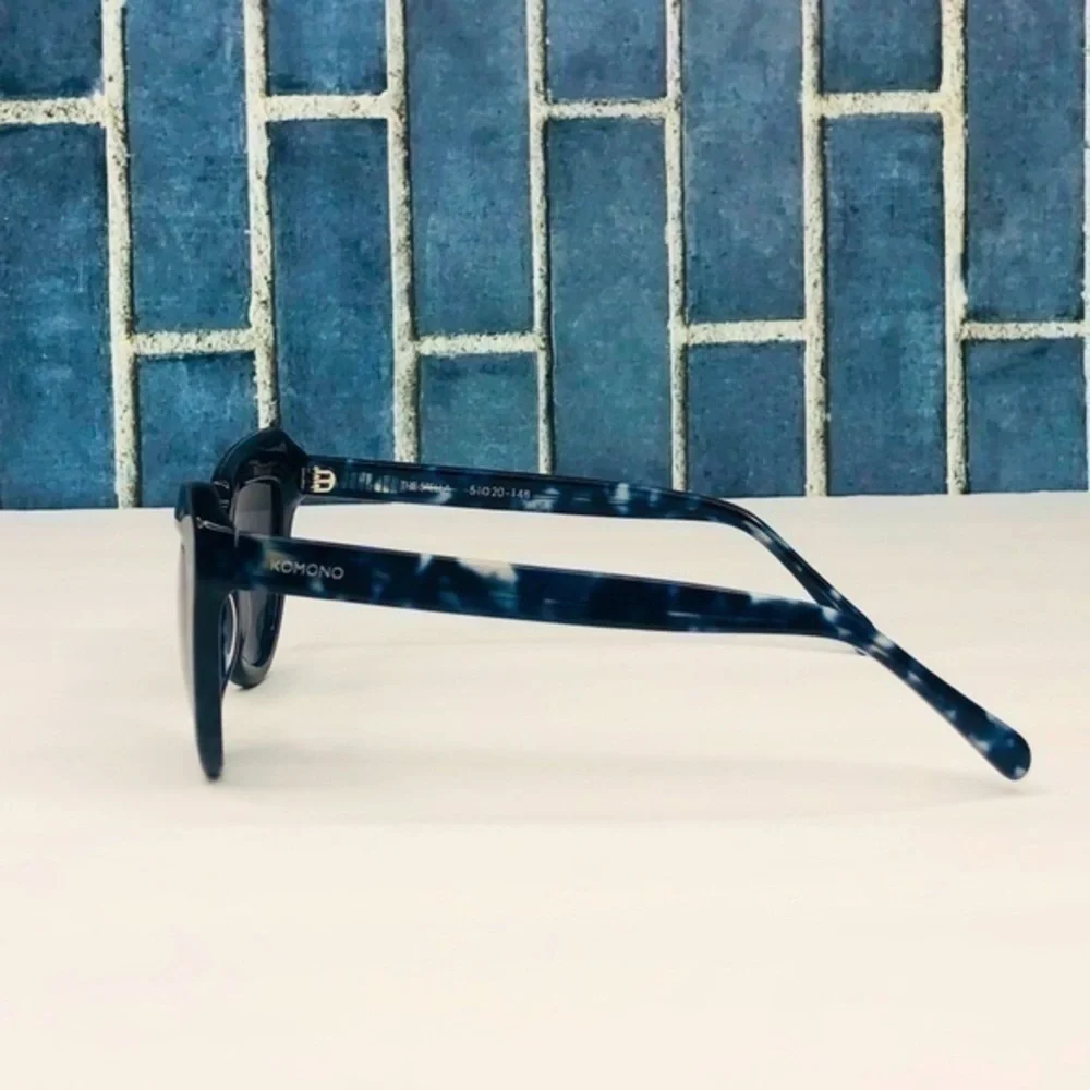 New KOMONO Stella Indigo Demi Sunglasses Cat Eye Retro Blue Tortoise